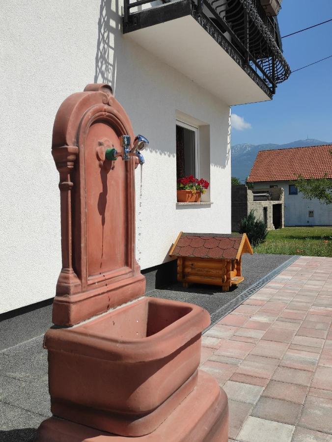 Relax Home Rajna Кореница Екстериор снимка